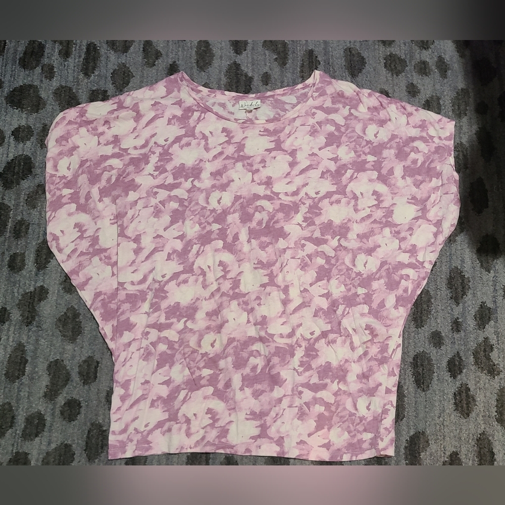 Wonderly Pink and White Floral Top sz L